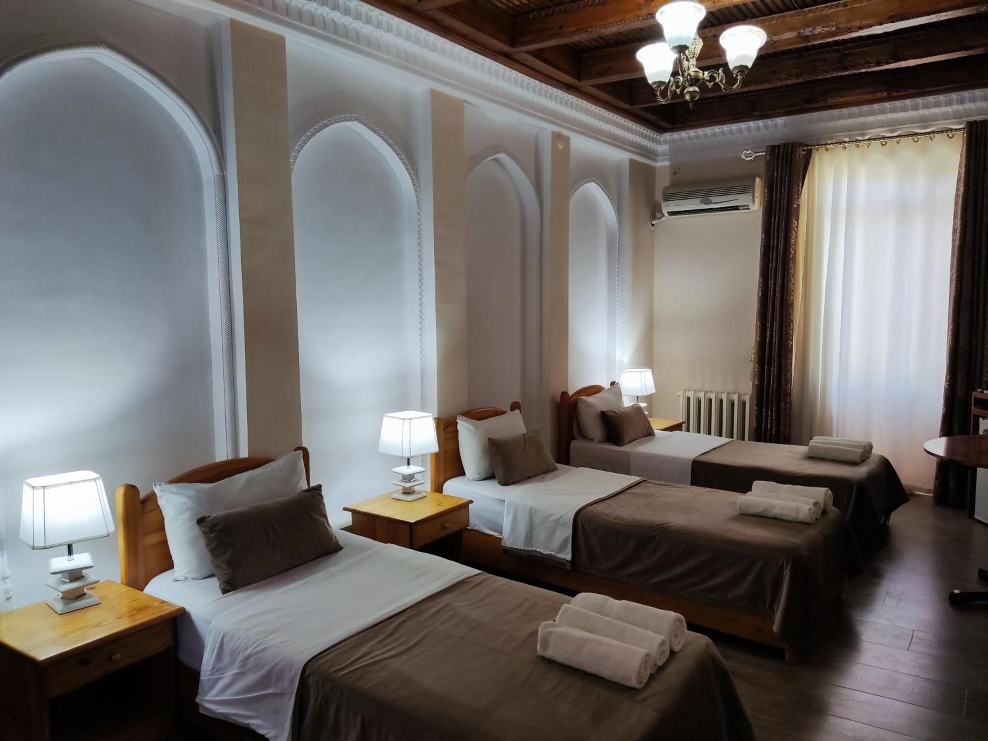 Boutique Hotel Ziyobaxsh Bukhara Esterno foto
