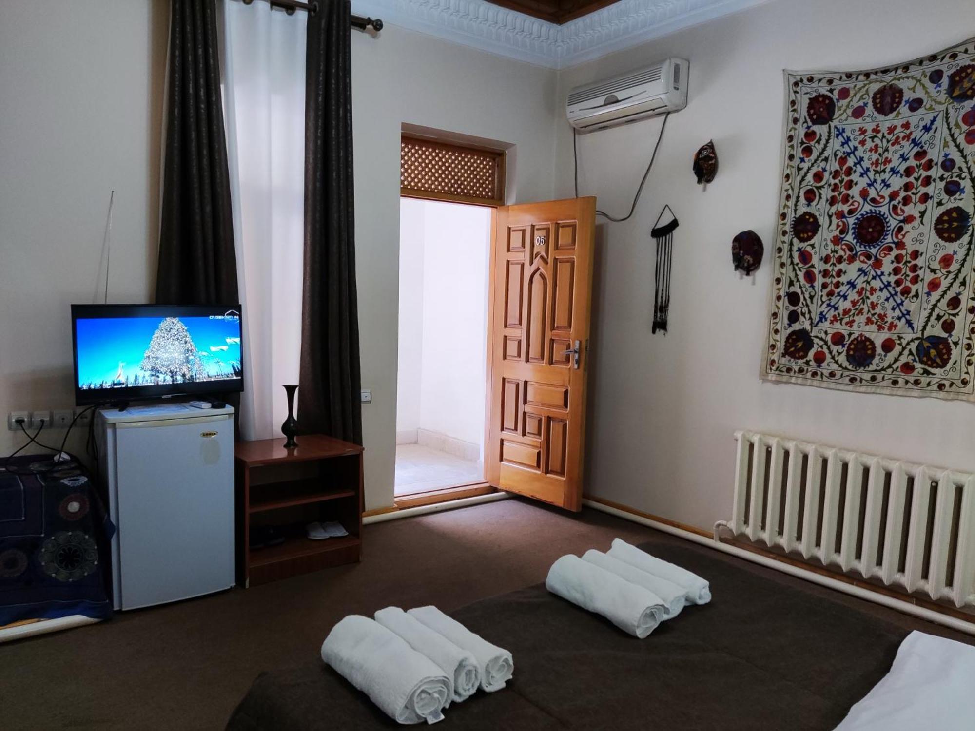 Boutique Hotel Ziyobaxsh Bukhara Esterno foto